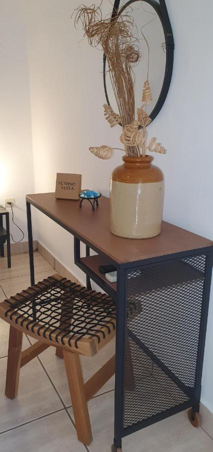 Hotel Petrino Véssa Esterno foto